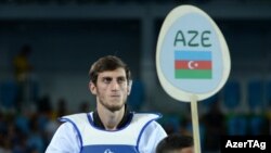 Taekvandoçu Radik İsayev Azərbaycanın ilk qızıl medalını qazandı